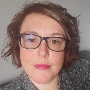 Meet your Posher, Caroline